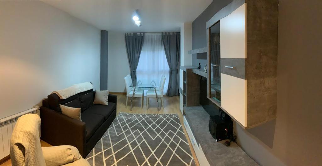 Apartamento Fele Con Garaje Felechosa Exterior foto